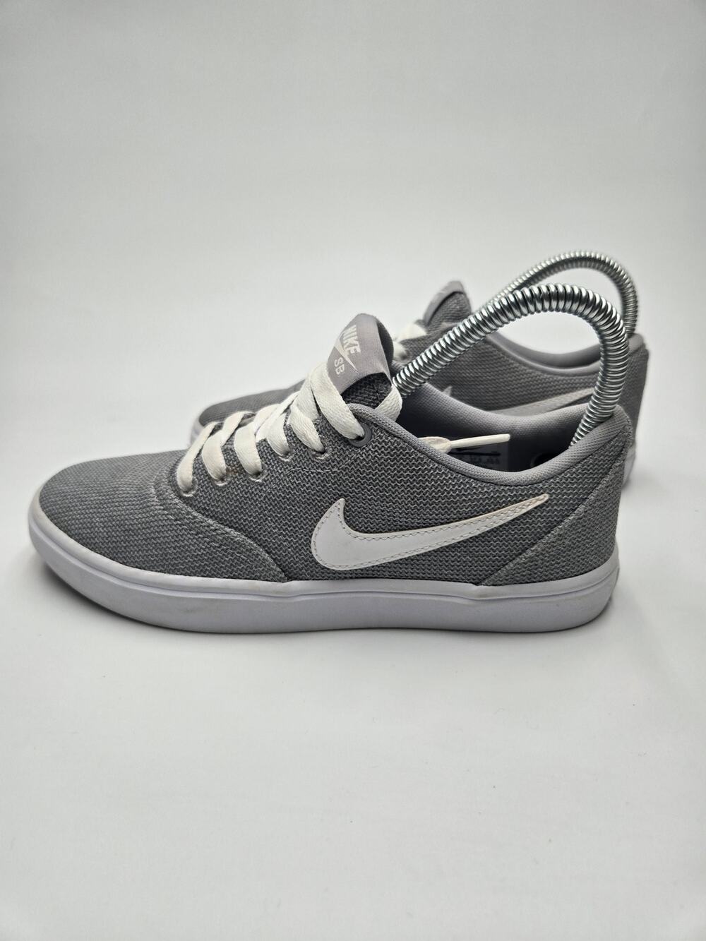 Nike SB Check Solarsoft Canvas Cool Grey White Skate Shoes Women's Size 6.5